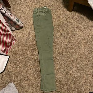 Old Navy Rockstar Super Skinny
